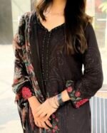 Neda floral black suit - Image 2