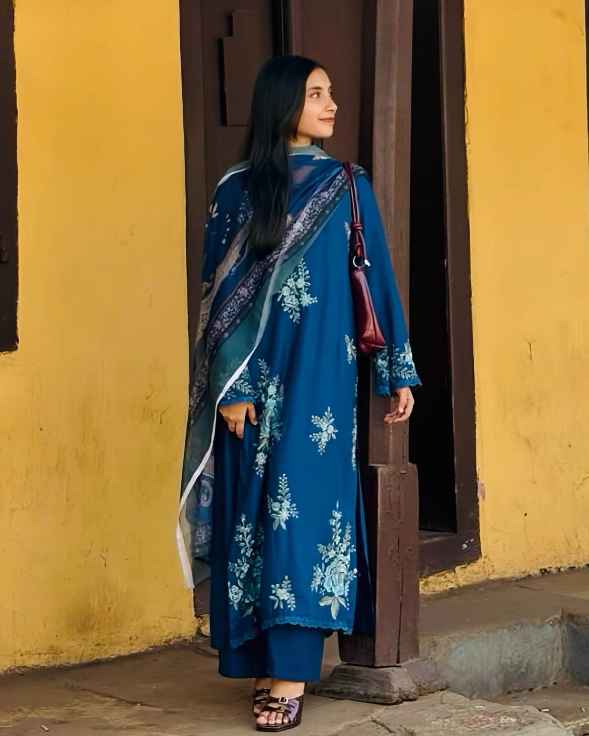 img_9465 floral pak suit - Image 1