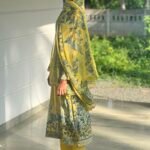 Butter yellow pak suit - Image 4