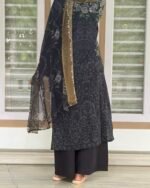 Black floral suit - Image 3
