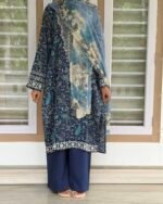 Floral blue suit - Image 2