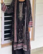 Black printed suit - Image 2