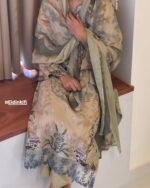 Pastel floral suit - Image 3